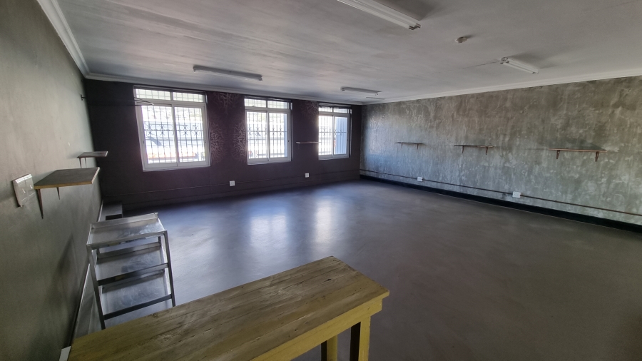 To Let Commercial Property for Rent in Woodstock Western Cape